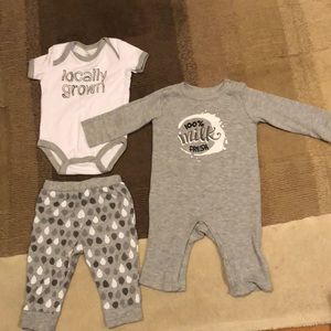 NWOT Baby Essentials 6M 2 Onesies and Pants Set